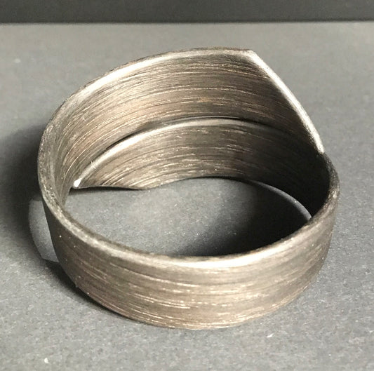 Minimalistischer Holz-Wickelring