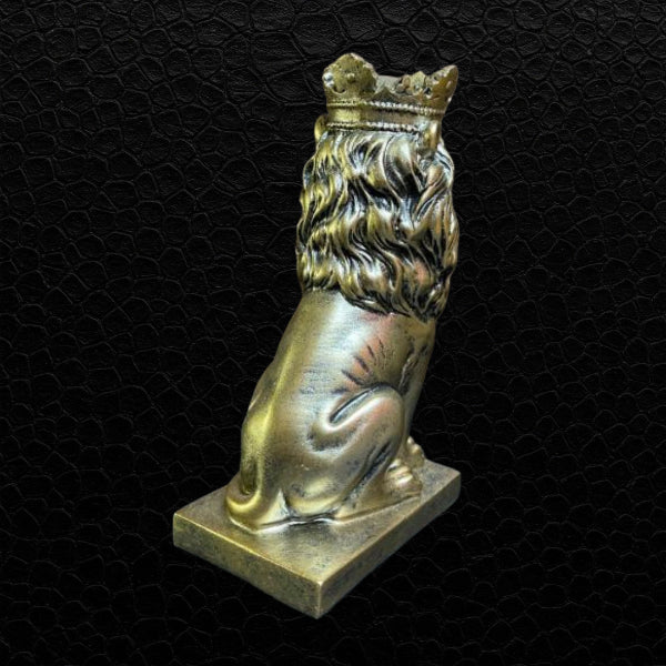 Löwenstatue