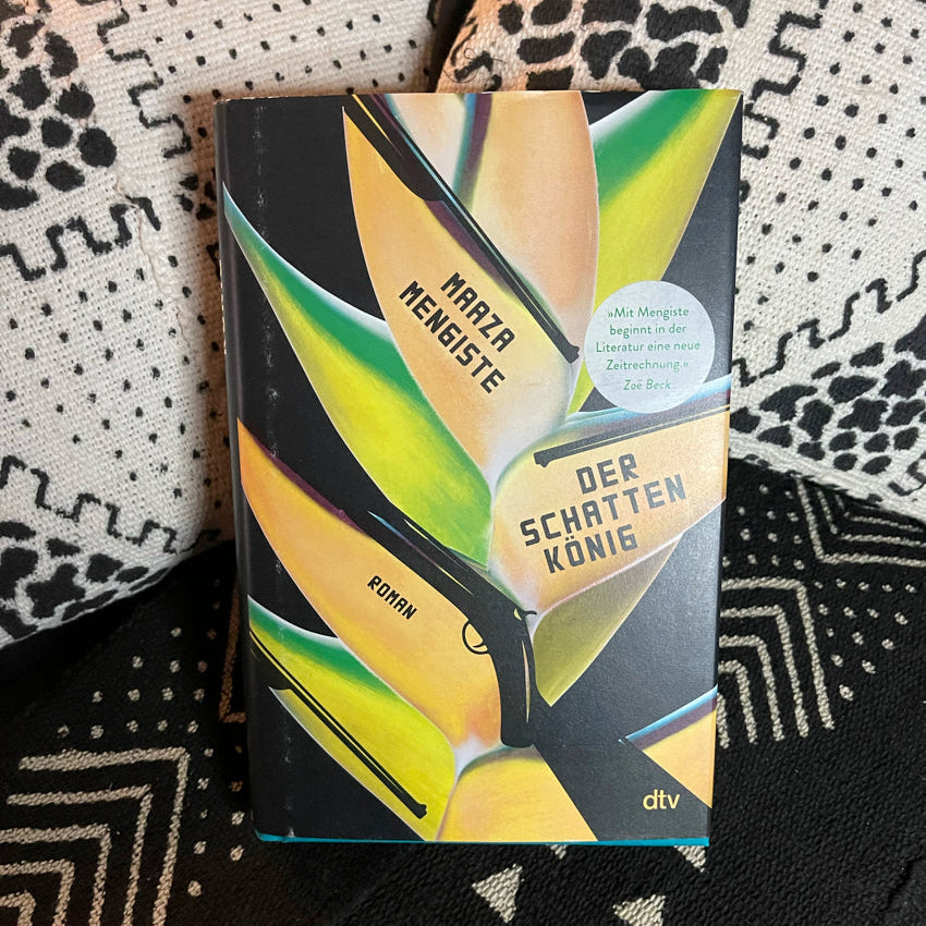 Buchcover Der Schattenkönig – Booker Prize 2020 nominierter Roman über Widerstand afrikanischer Frauen