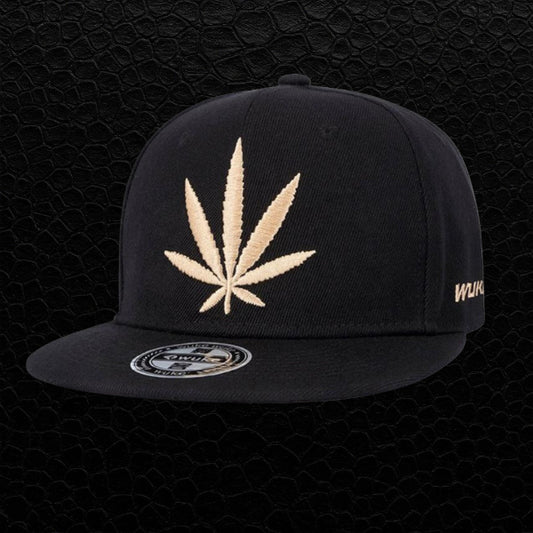 Casquette Wuke Snapback noire avec feuille de chanvre brodée