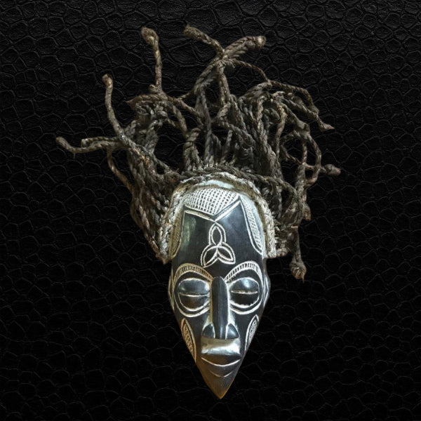 Maske der Chokwe, Kongo