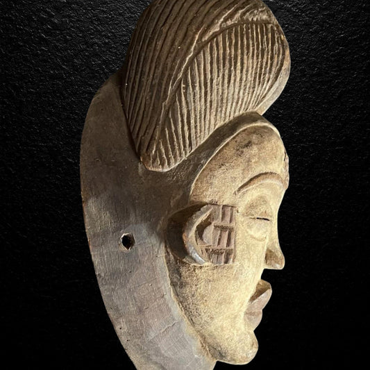 afrikanische Maskeder Punu, Gabun