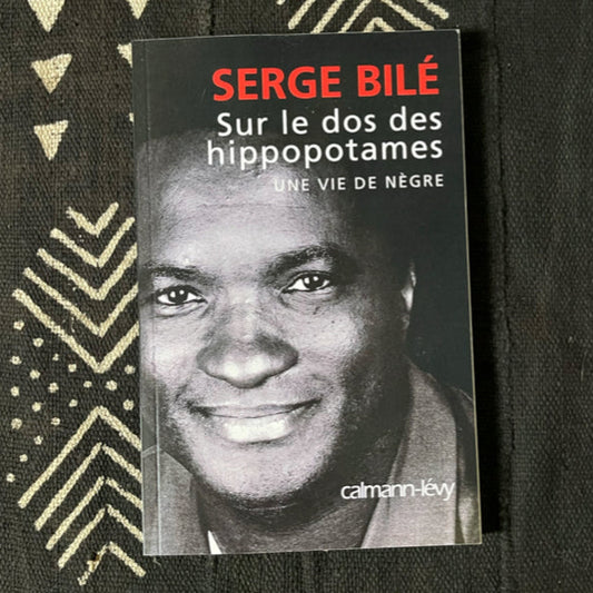 Sur le dos des hippopotames