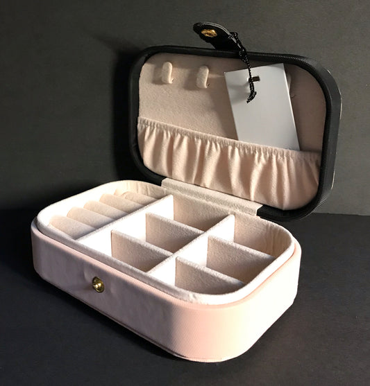 Kleine Schmuckschatulle in Altrosa – Vivian Ray