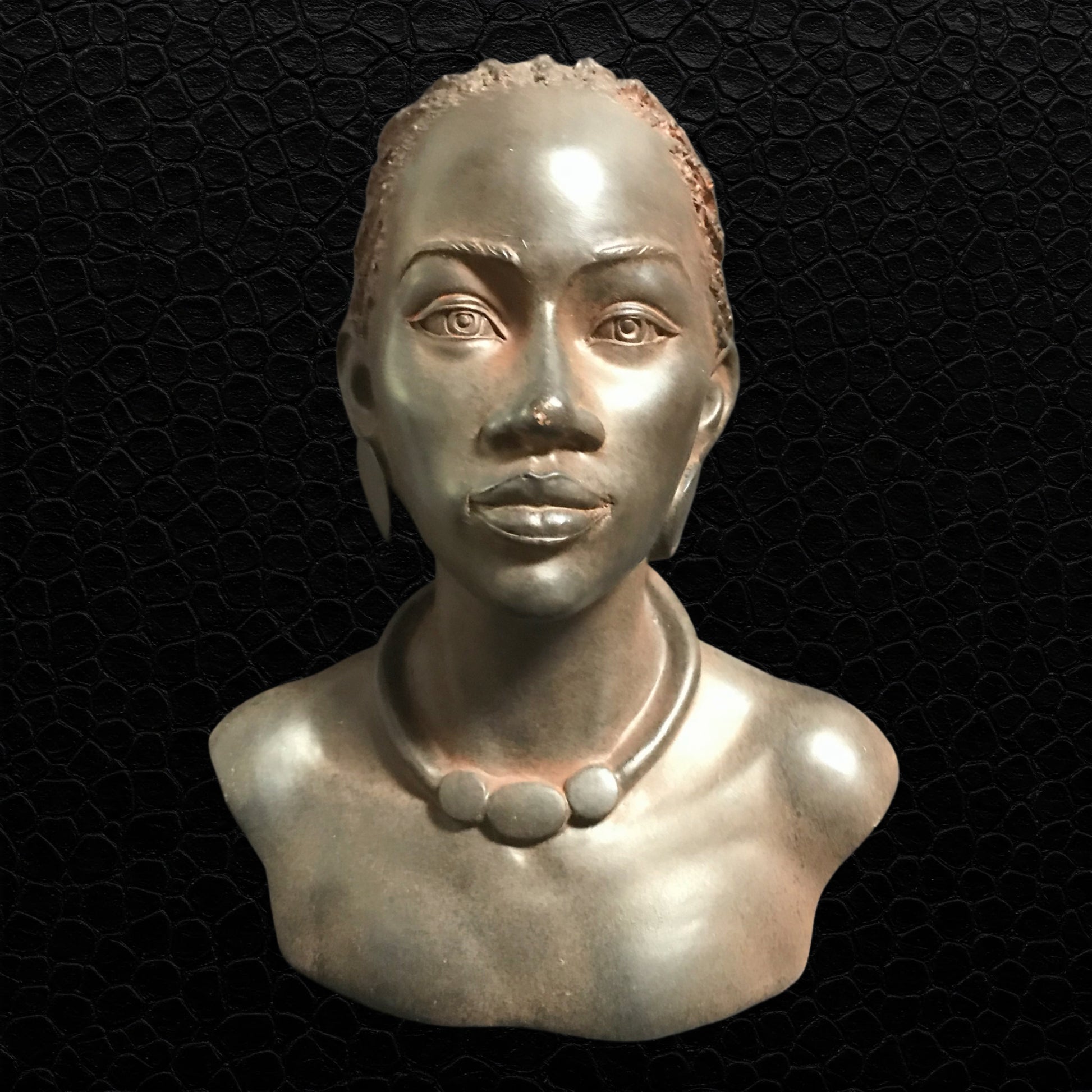 Elegante Afrikanische Frauenbüste