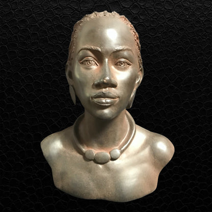 Elegante Afrikanische Frauenbüste