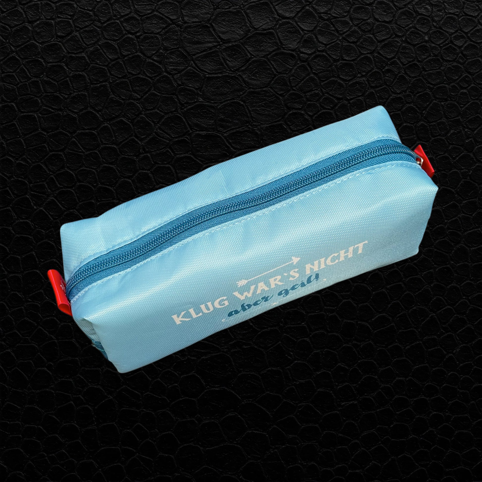 Stifteetui „Klug war’s nicht, aber geil!“ – Für übermütige Ideen