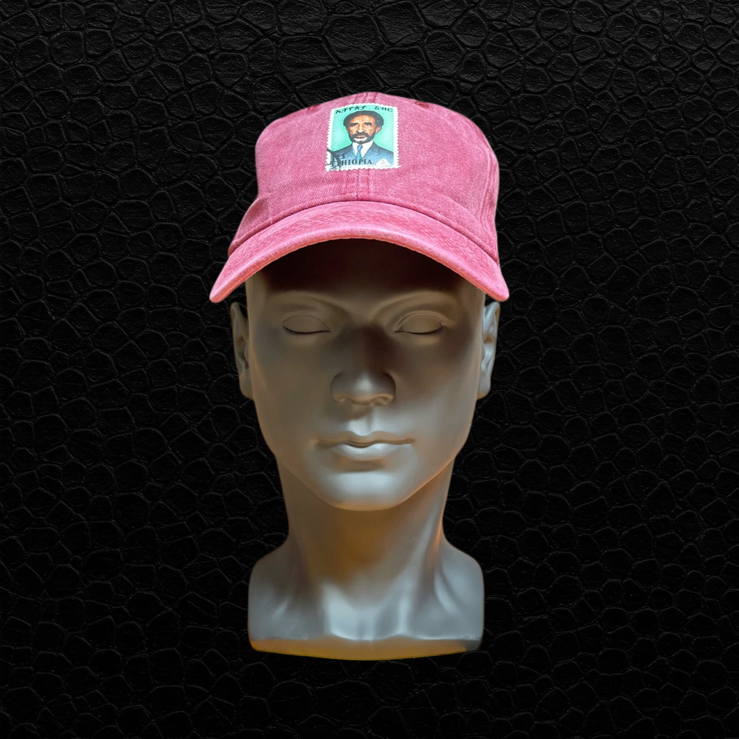 Selassie Cap – Rot | Vintage Streetwear mit afrikanischem Erbe