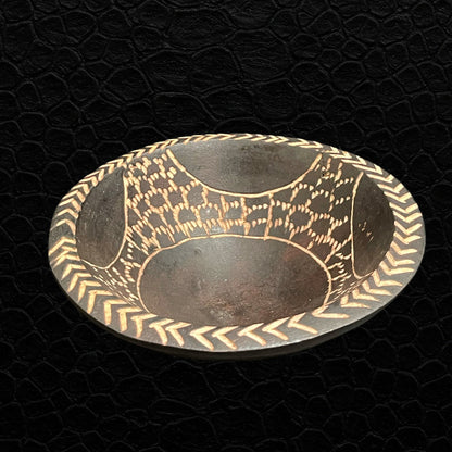 Runde Holzschale „Animal Pattern“