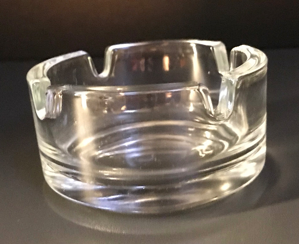 Neutraler Glas-Aschenbecher von Paşabahçe – Zeitlos & vielseitig