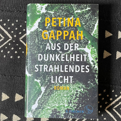 Aus der Dunkelheit strahlendes Licht | Petina Gappah