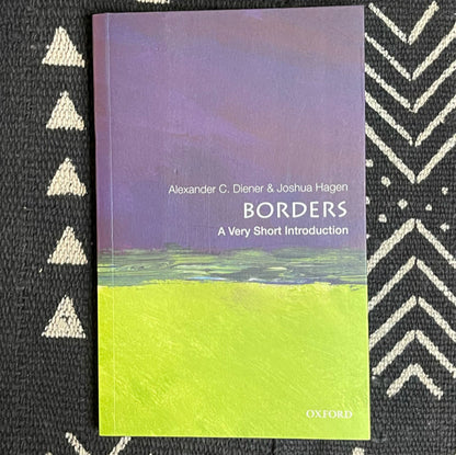 Borders - A very short introduction