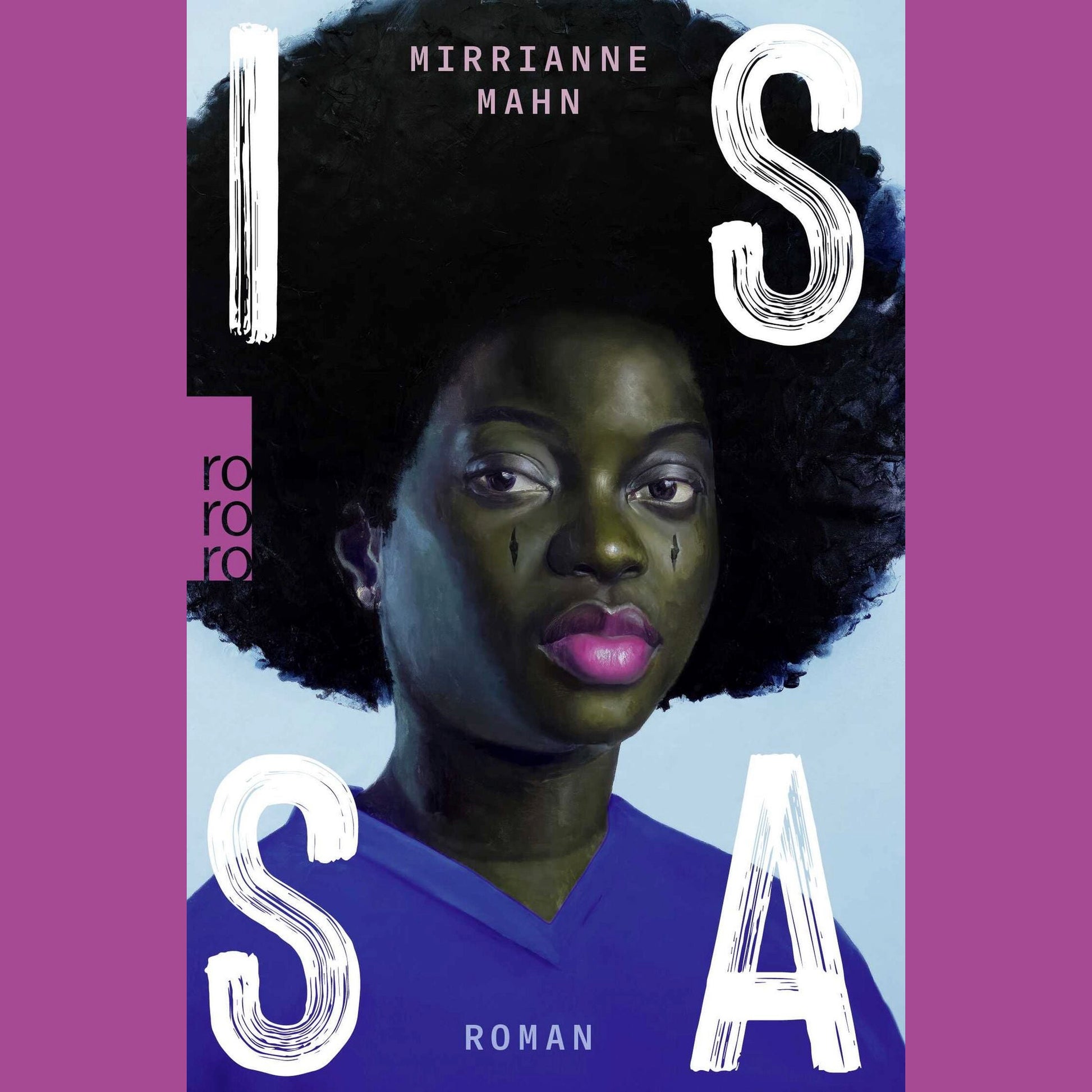 Issa | Mirrianne Mahn