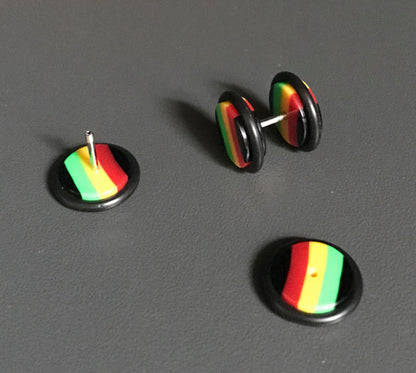 rastafari_fake_piercing_