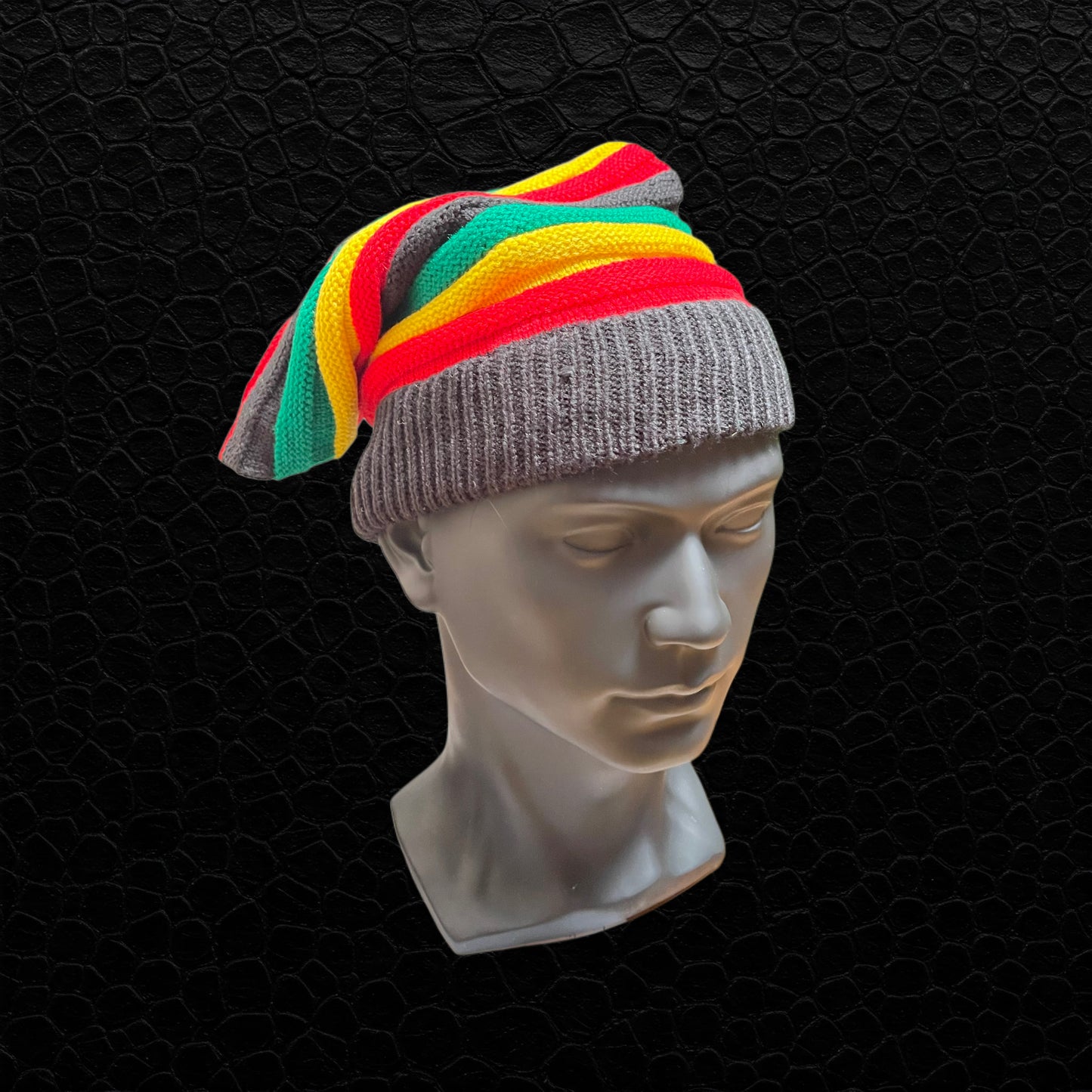 Reggae Strickmütze – Stylischer Look im Rasta-Design