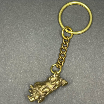 Vintage Nashorn Schlüsselanhänger – Afrikanische Symbolkraft für den Alltag