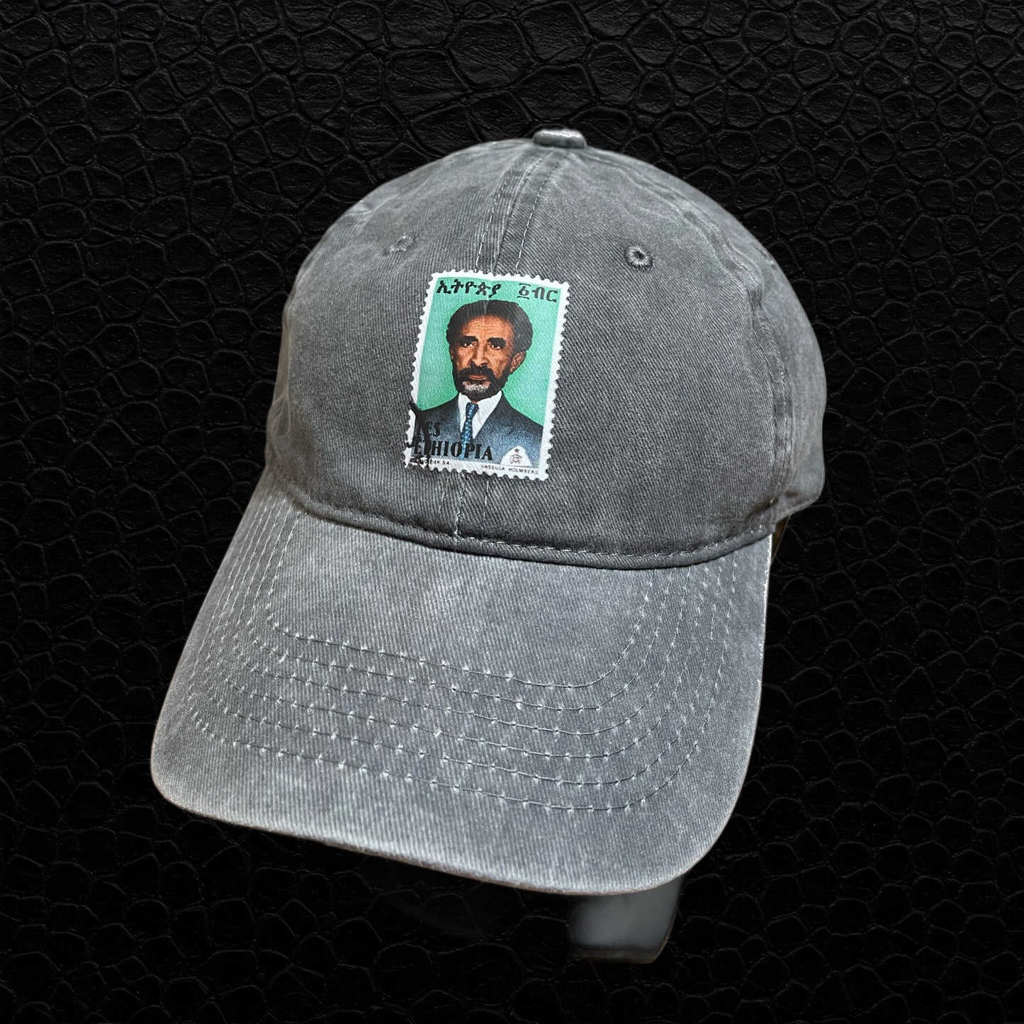 Selassie Cap – Gris | Streetwear Vintage avec Héritage Africain