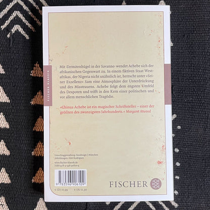 Termitenhügel in der Savanne | Chinua Achebe